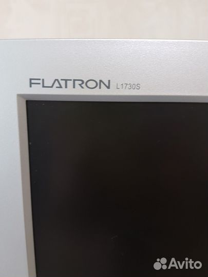 Монитор LG flatron L1730S