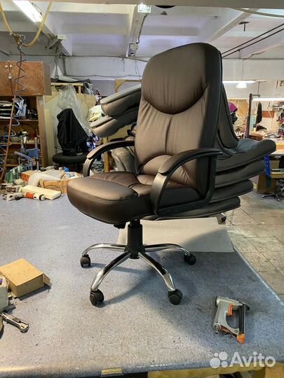 Компьютерное кpеcлo