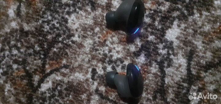 Беспроводные наушники JBL