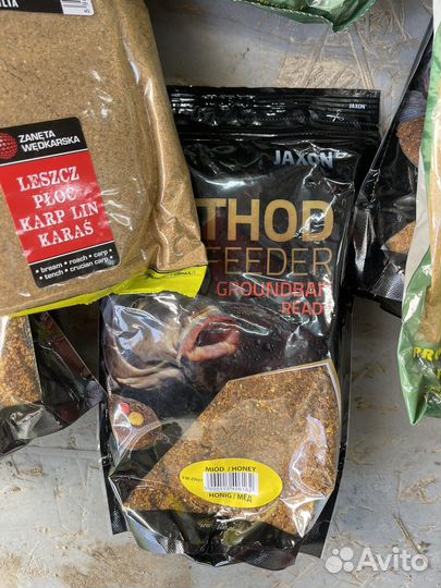 Прикормка для рыбы jaxon