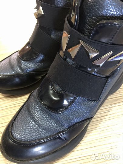 Ботинки на девочку