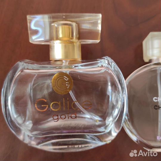 Флакон с распылителем для духов