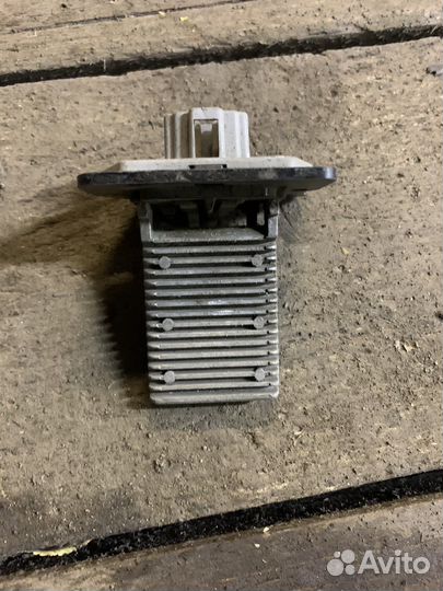 Реостат печки Hyundai Elantra