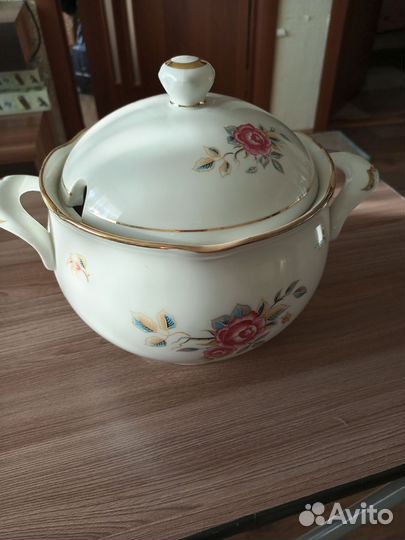 Супница Кастрюля