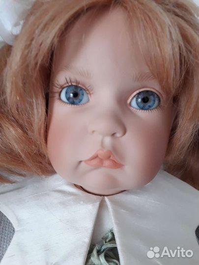 Кукла виниловая коллекционная