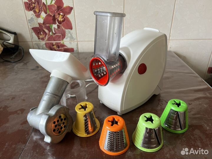 Мясорубка электрическая Moulinex