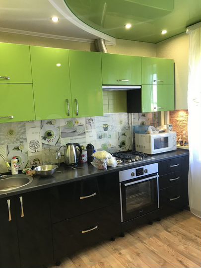 4-к. квартира, 78 м², 3/3 эт.