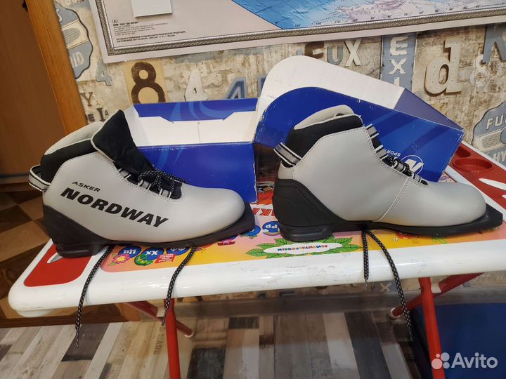 Лыжные ботинки
