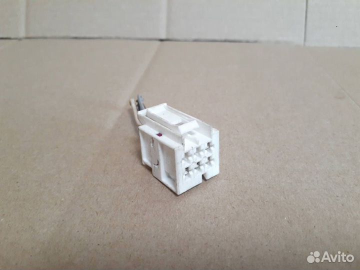 Разъем VAG VW Touareg 6Q0937711E