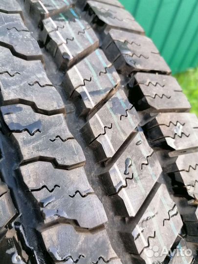 R20 Goodyear Wrangler SR/A 305/60, PCD 8x165.1 DIA 117