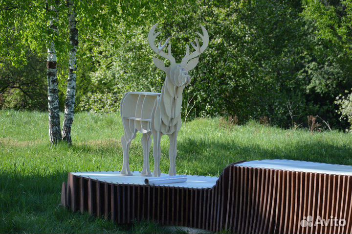 Стойка ресепшн и Пьедестал почета