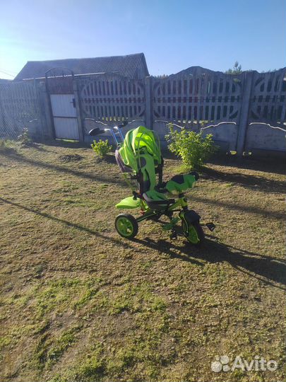 Детский трехколесный велосипед