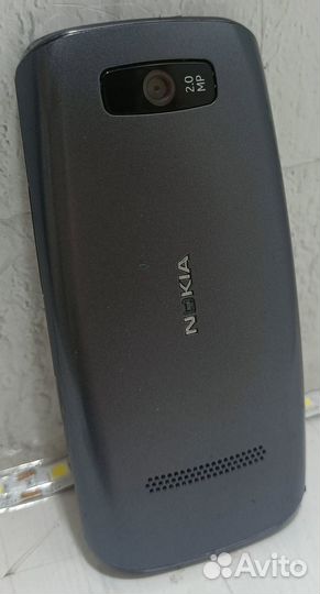 Nokia Asha 305