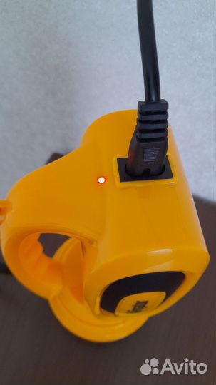 Фонарь аккумуляторный 