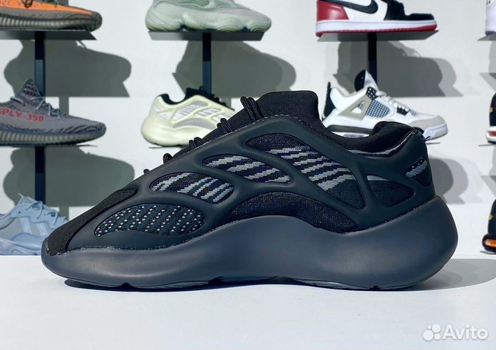 Adidas Yeezy Boost 700 Black Premium VR5