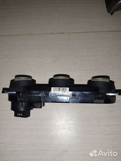 Блок управления климатом Kia ceed 1