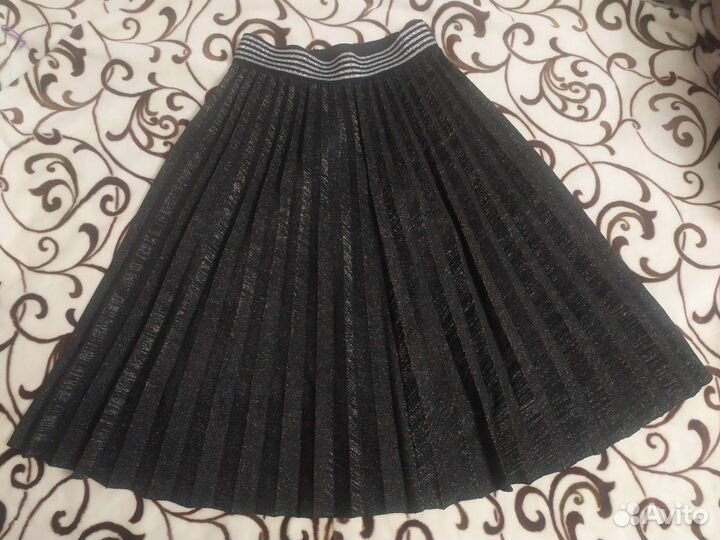 Юбки новые миди 42,44