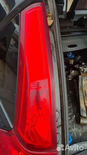 Фонарь задний левый верхний kia ceed 1 универсал