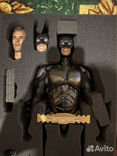 Hot toys dark knight 1/4