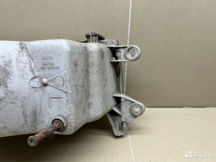 Фара левая левая Toyota Town/Masterace V WG 2CT