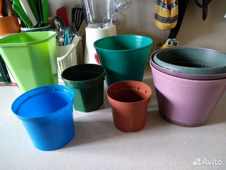 Горшки для цветов пластиковые