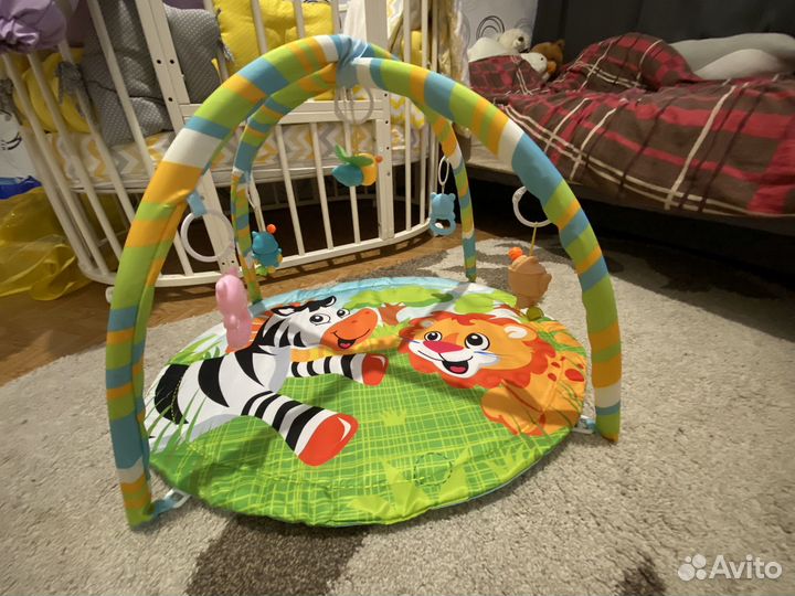 Детский развивающий коврик для малышей