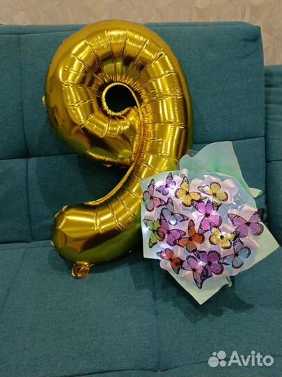 Светящийся букет из бабочек