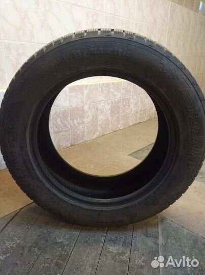 Kumho I'Zen RV Asymmetric 235/60 R18 107H