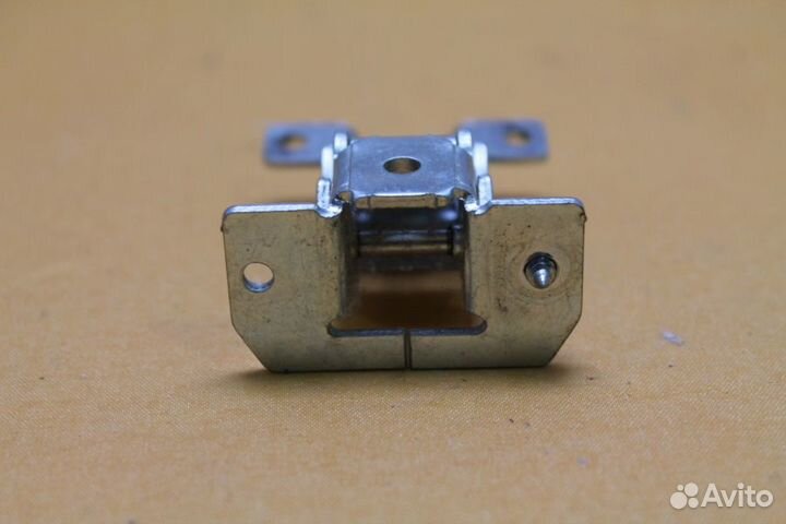 Завес (петля) люка Ariston C00064541 бу. 3625