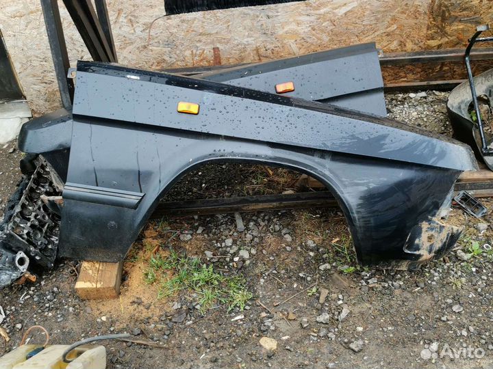 Крыло газ 3102