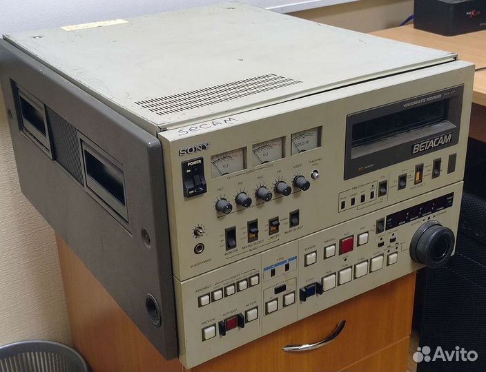Профессиональный видеоплеер betacam BVW-40P