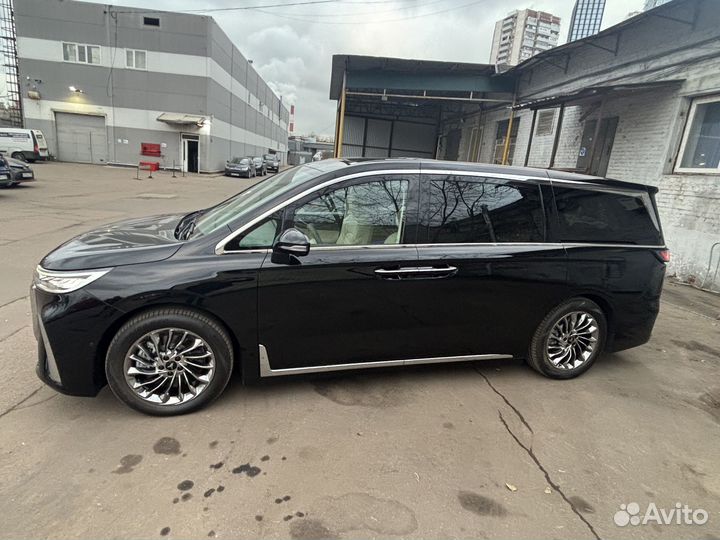 Voyah Dream 1.5 AT, 2024, 930 км