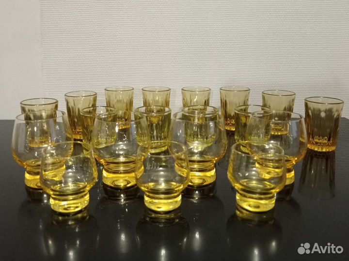 Рюмки СССР из желтого стекла