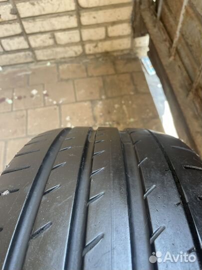 Yokohama Advan Sport V105 245/45 R18 100Y