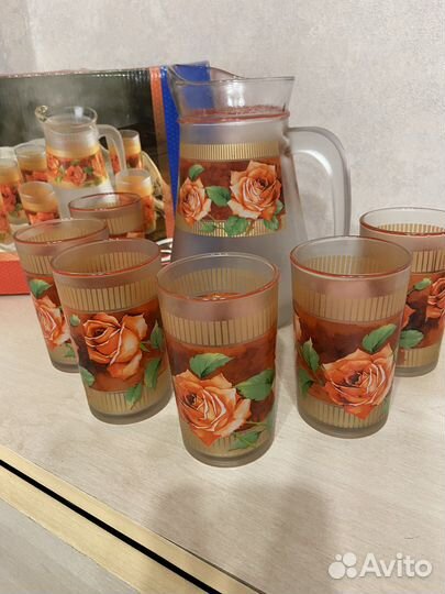 Графин и стаканы