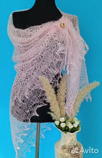 Платок пуховый Нежный Подарок