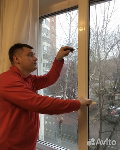 Обслуживание пластиковых окон. Ремонт подоконников