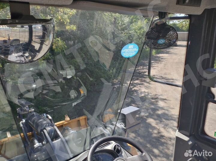 Фронтальный погрузчик XCMG LW300KN, 2023