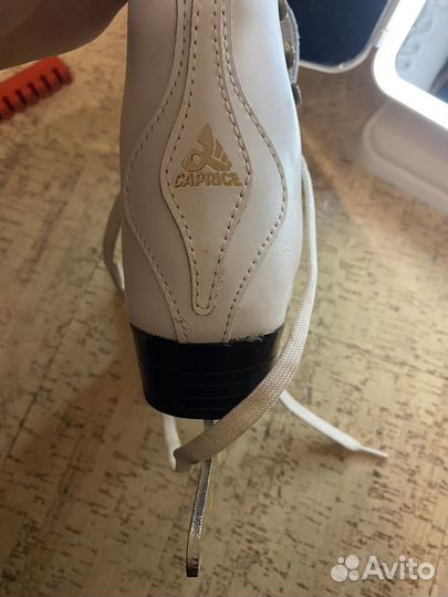 Коньки фигурные