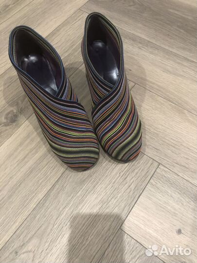 Ботинки женские 38 размера