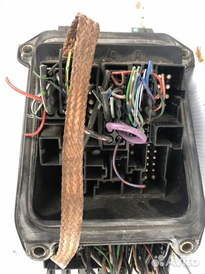 Mercedes 190 W201 Блок предохранителей