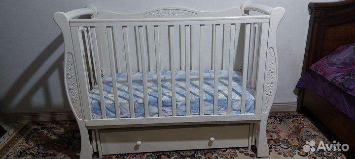 Детская кроватка