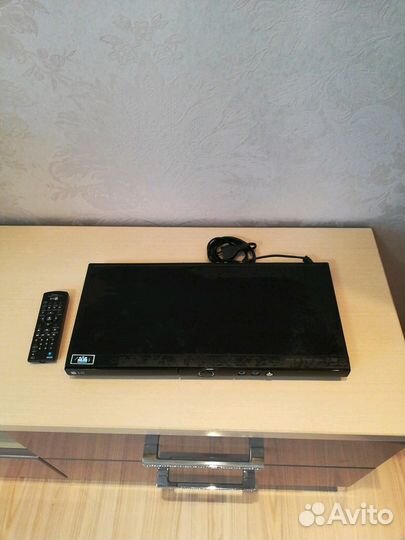 DVD плеер LG DVX 941 K