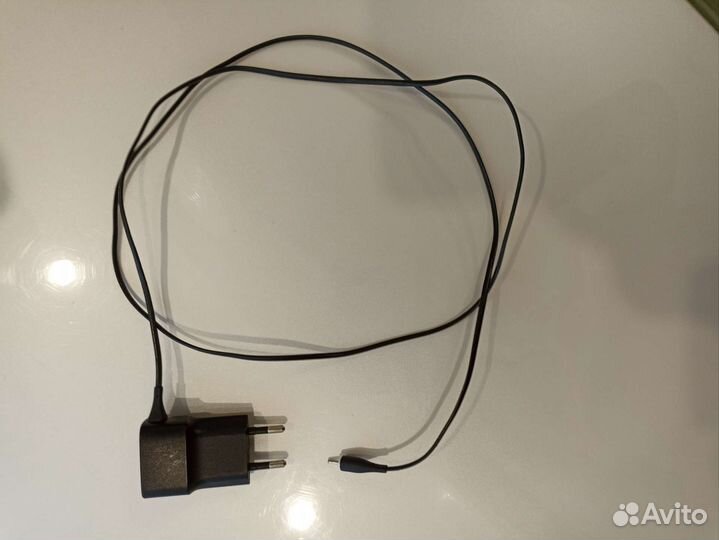 Зарядное устройство для телефона