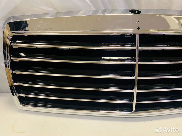 Решетка радиатора Мерседес W 201