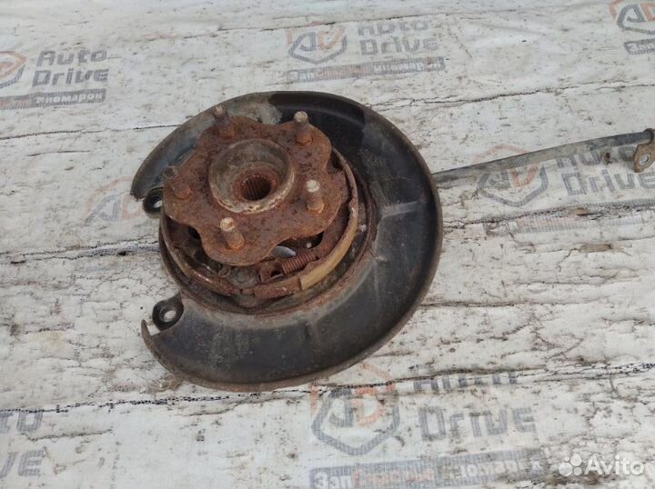 Ступица задняя левая Nissan X-Trail T31