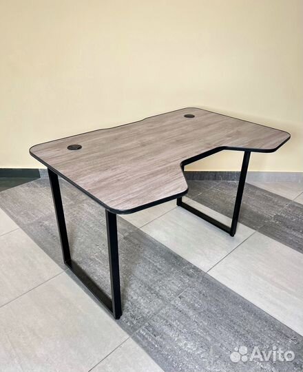 Компьютерный стол Loft Элит усиленный