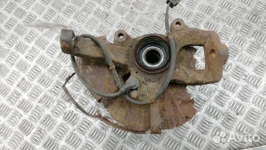 Ступица передняя левая mitsubishi pajero sport 1