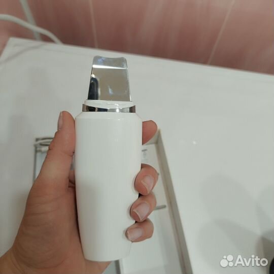 Скрабер ультразвуковой для лица