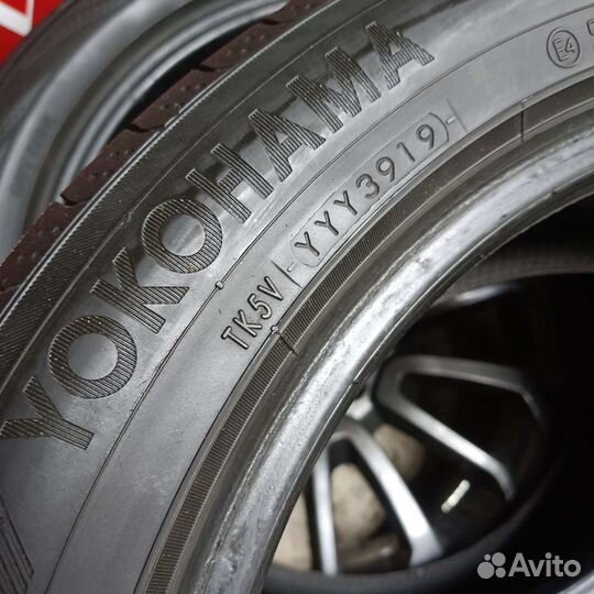 Yokohama BluEarth RV-02 235/50 R18